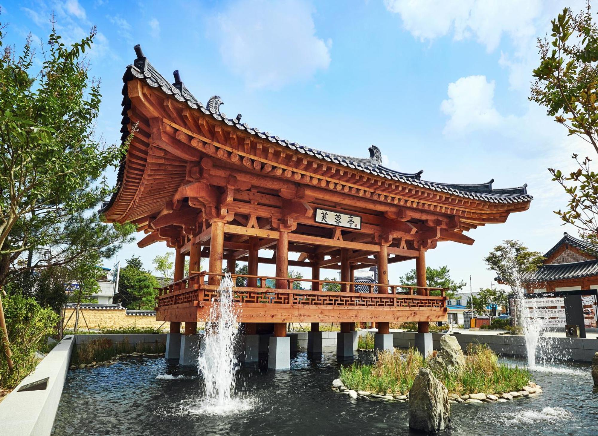 Hanok Stay Namwonyechon By Kensington Exterior foto